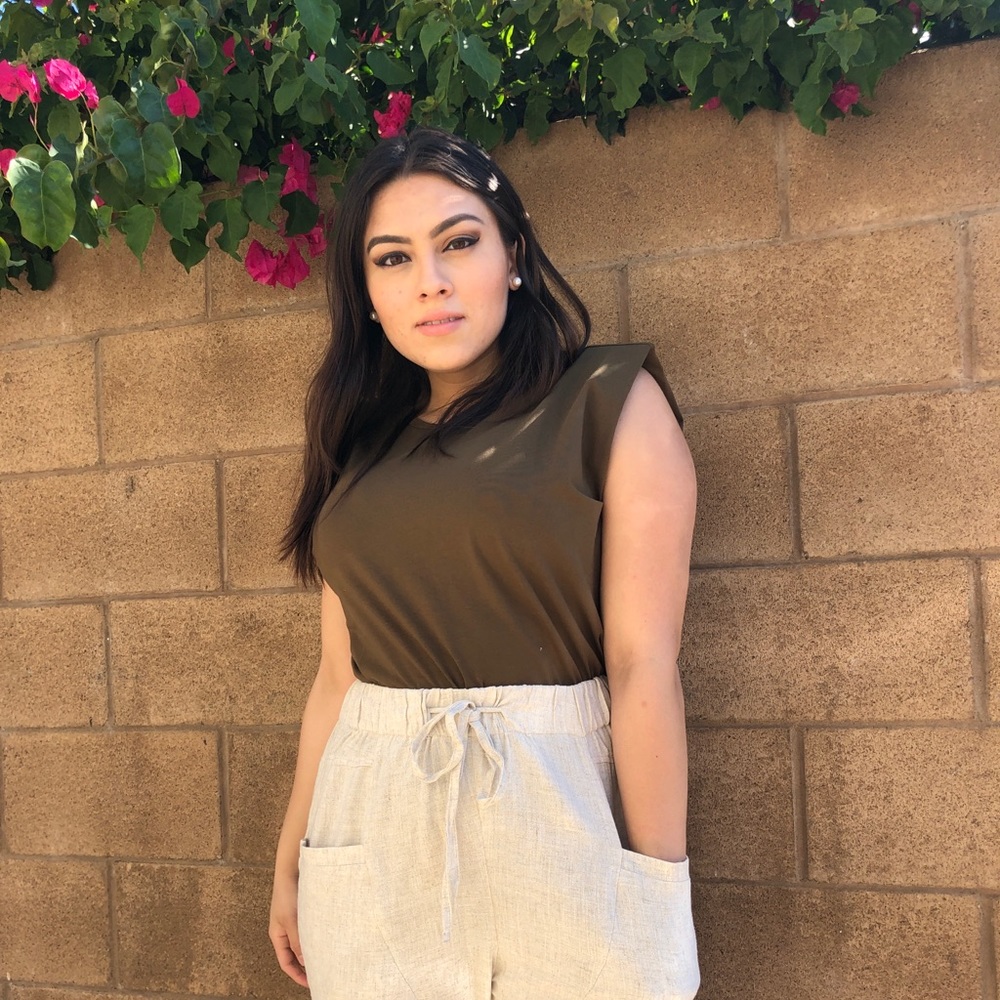 Shoulder padded T-shirt - Olive